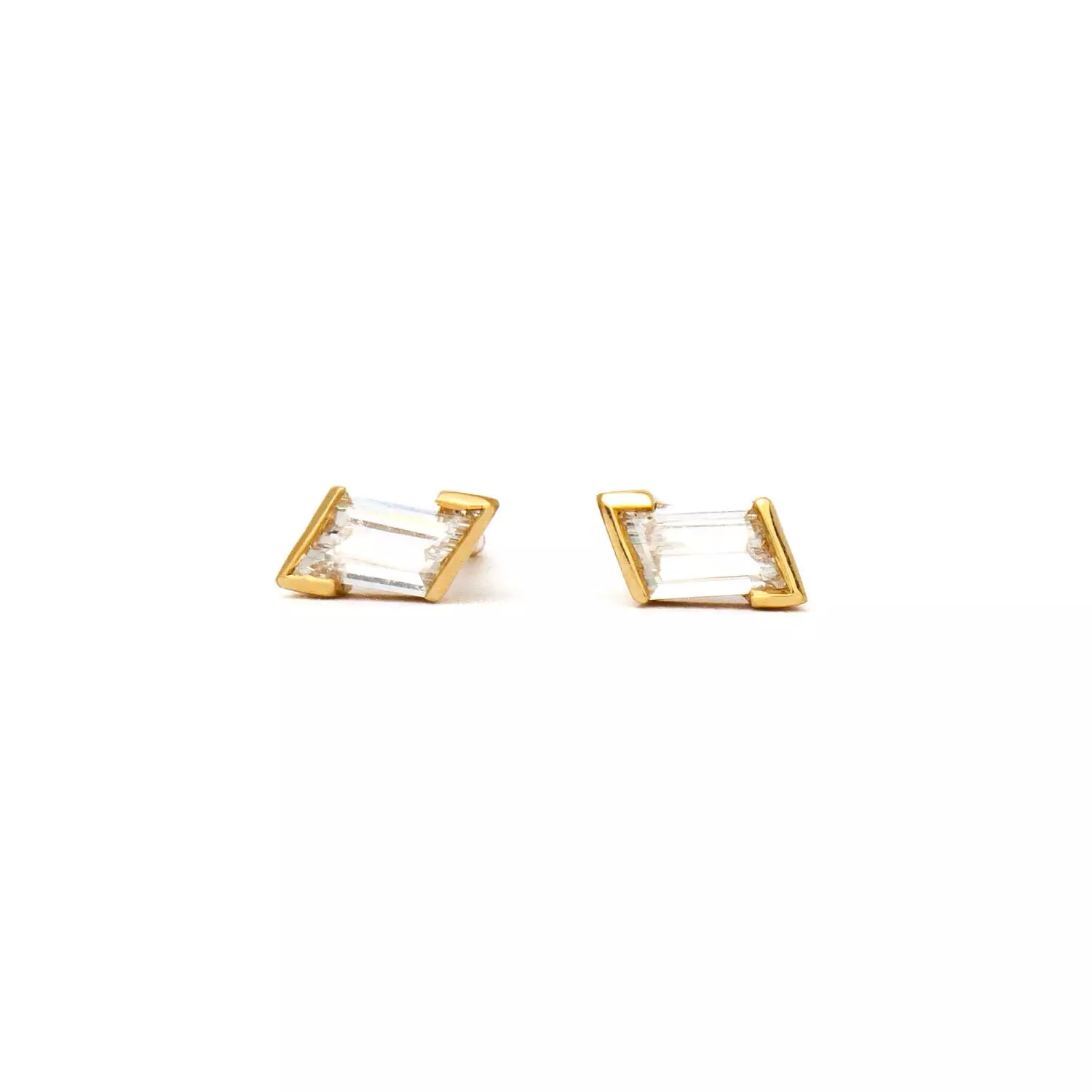 0.45 ctw Rhombus Diamond Temple Half-Bezel Studs