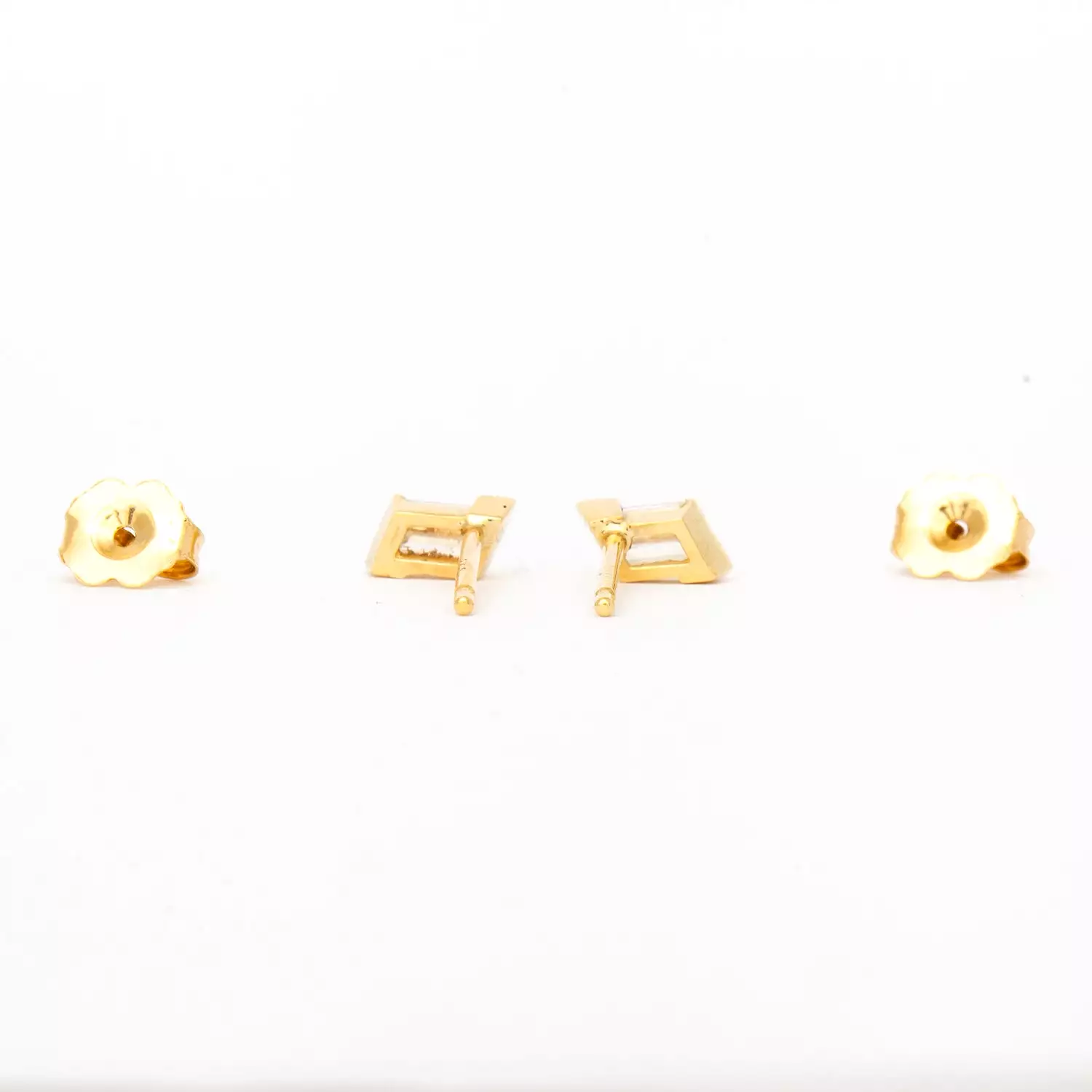 0.45 ctw Rhombus Diamond Temple Half-Bezel Studs