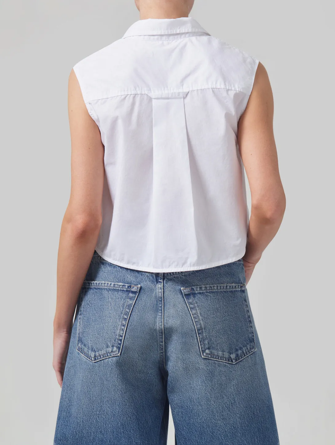 Anders Sleeveless Crop Shirt - White