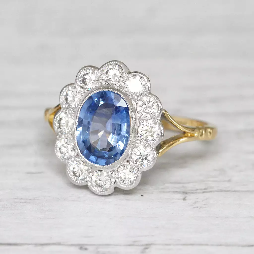 Edwardian Style 1.59 Carat Cornflower Blue Sapphire and Diamond Ring