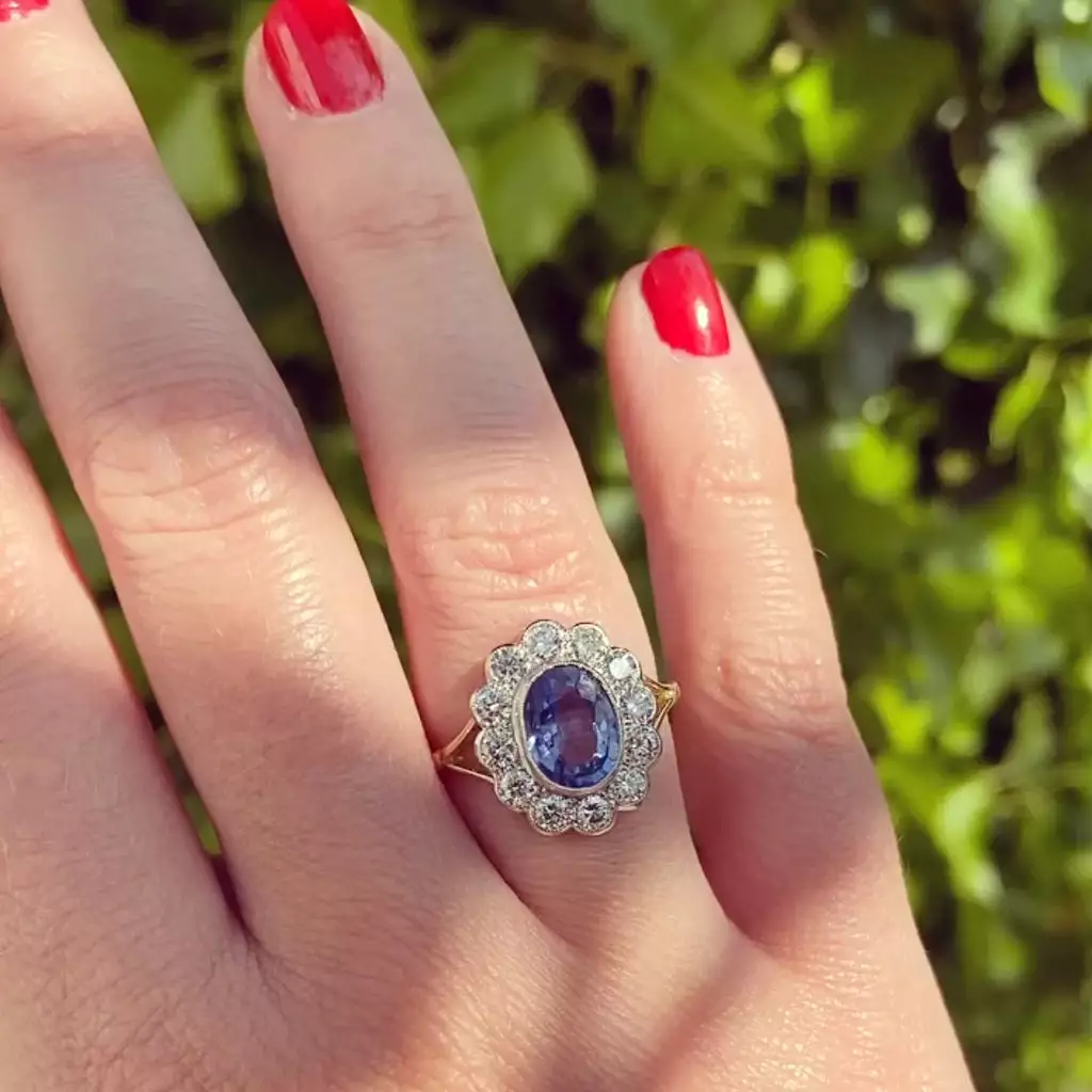 Edwardian Style 1.59 Carat Cornflower Blue Sapphire and Diamond Ring