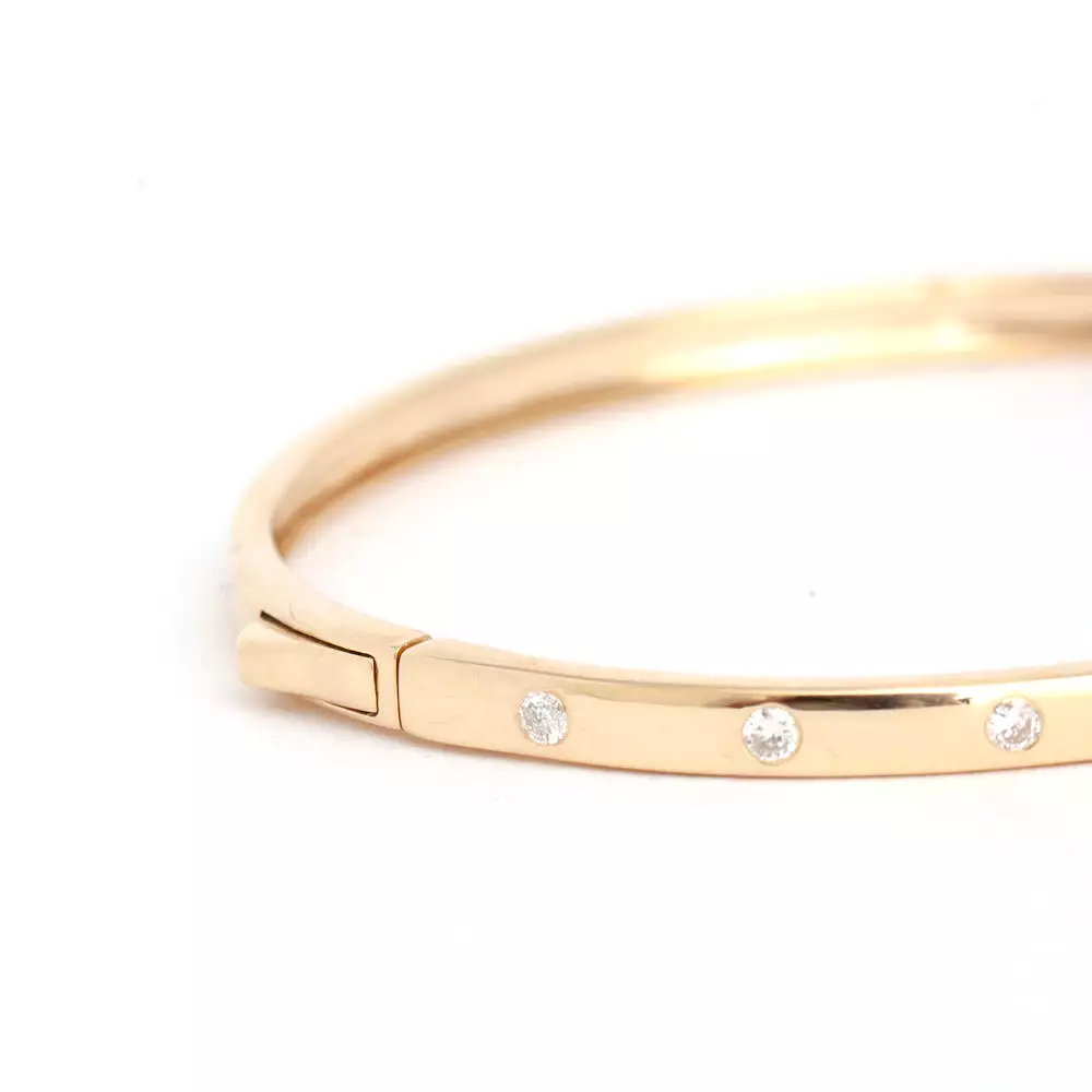 Flush-set Diamond Hinged Bangle