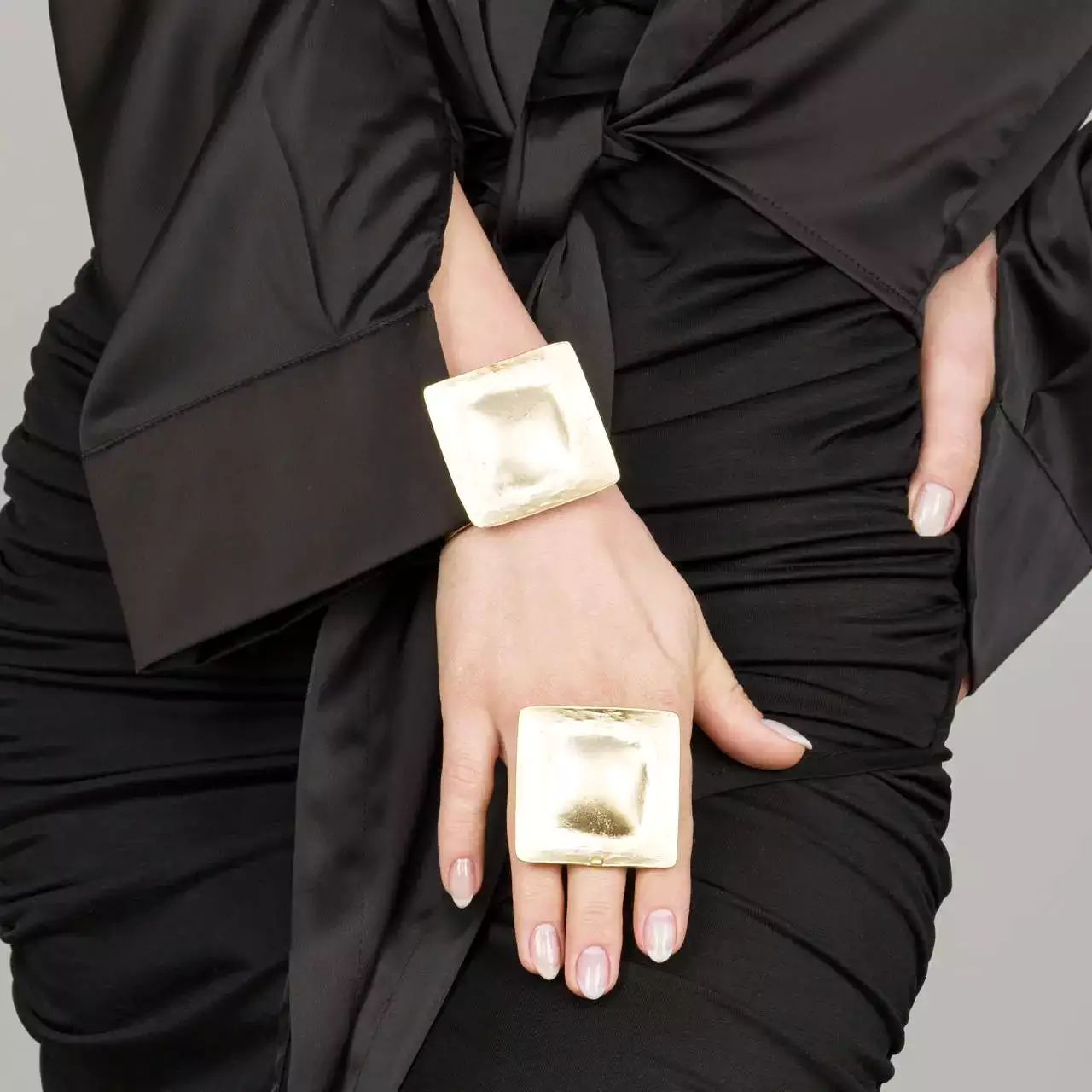 Gold Oversized Square Artisan Ring & Bracelet Set