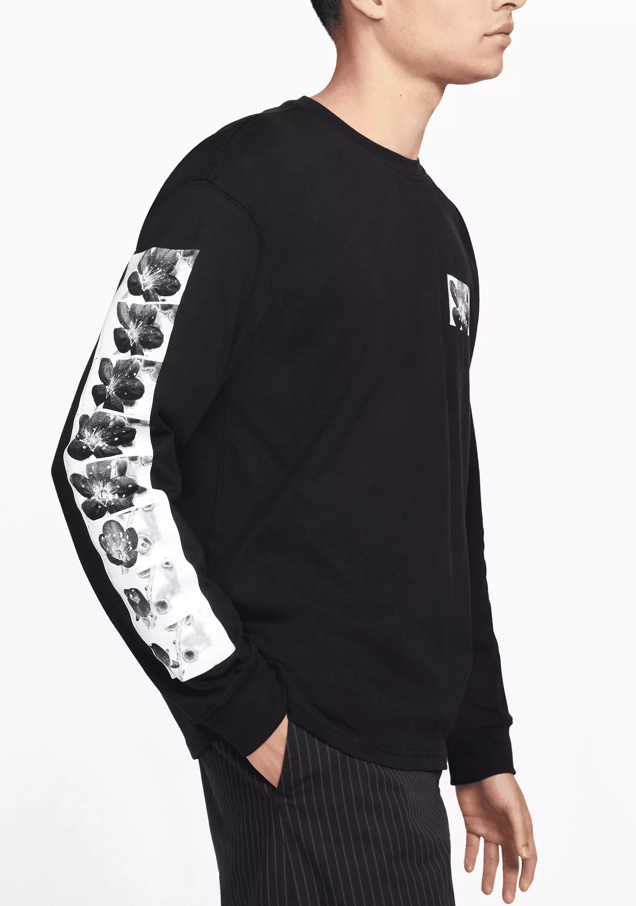 Nike SB Men's Long-Sleeve Skate T-Shirt <br> DX9471-010