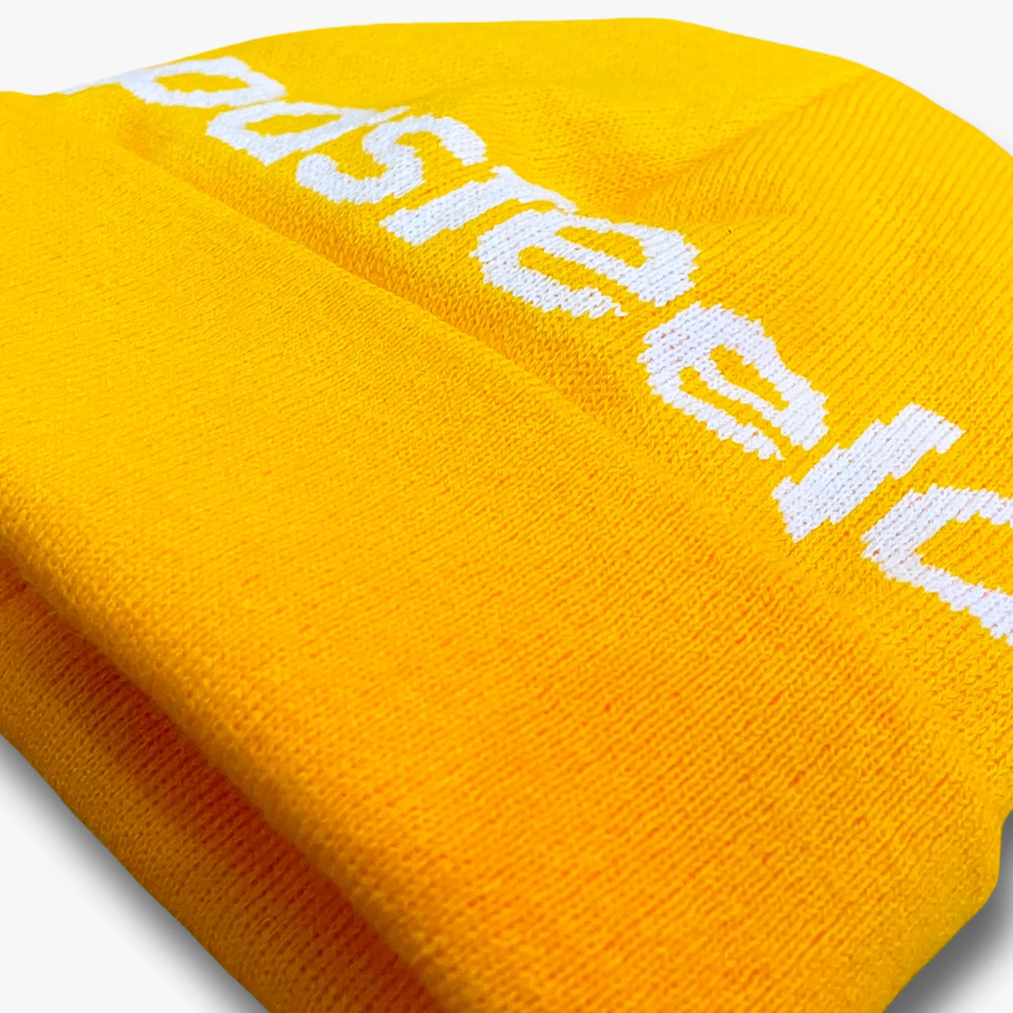 SCRIPT BEANIE - GOLD