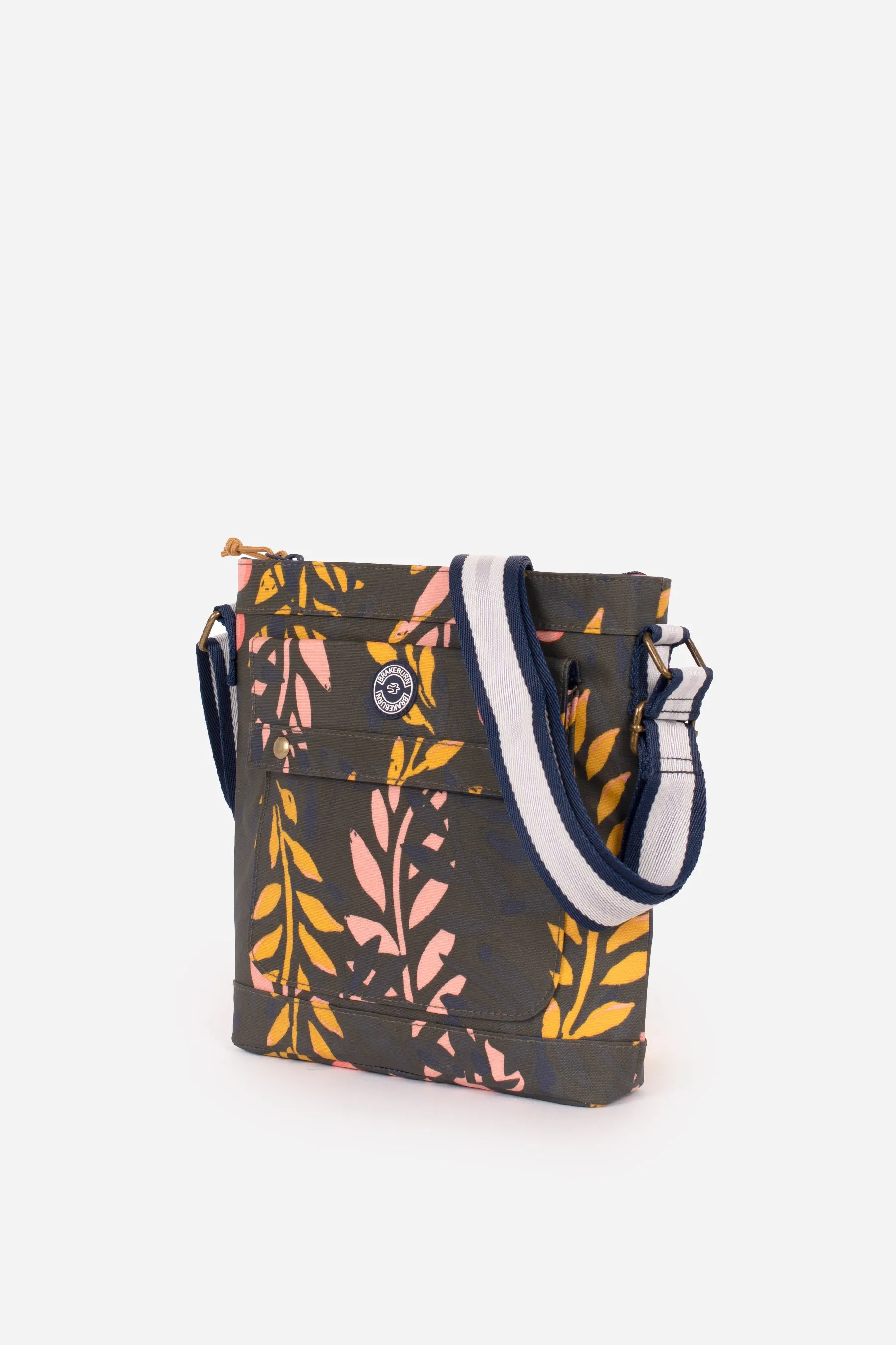 Winter Trailing Cross Body